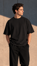 Midweight Oversize Fit T-Shirt — Black